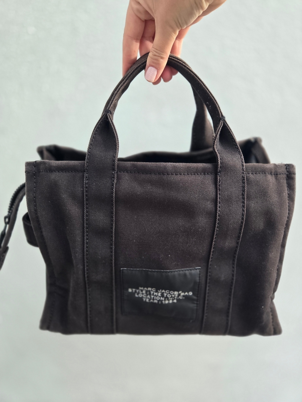 Marc Jacobs Women's The Medium Tote Bag Black Brand New 100% Authentic - Picture 4 of 17